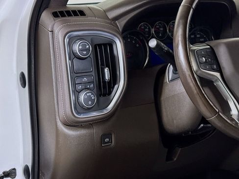 Used 2019 Chevrolet Silverado 1500 LT w/ Texas Edition RWD image 8