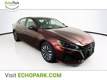 Used 2024 Nissan Altima 2.5 SV