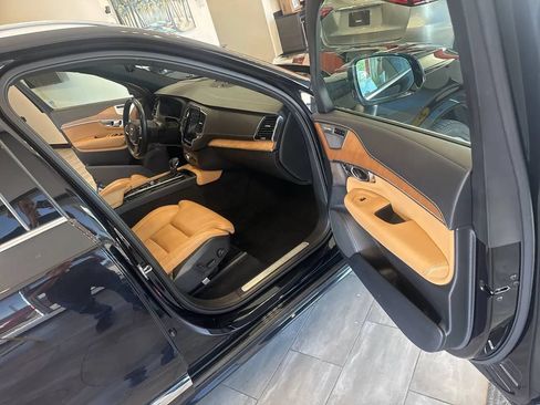 Used 2018 Volvo XC90 T6 Inscription w/ Luxury Package AWD/4WD image 32