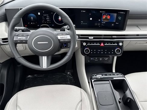 New 2026 Hyundai Tucson Limited image 16