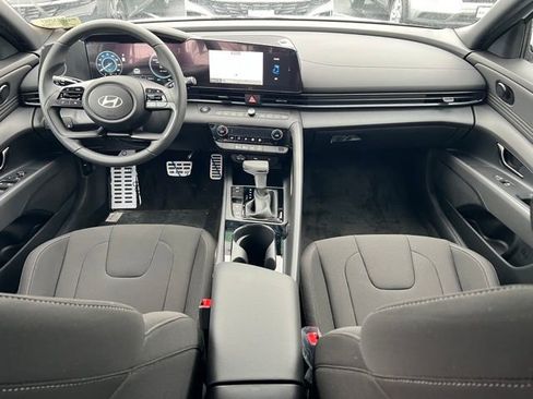 New 2026 Hyundai Elantra Sport FWD image 10