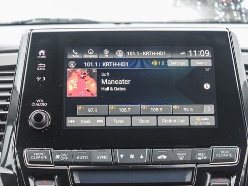 Used 2021 Honda Odyssey Touring image 15