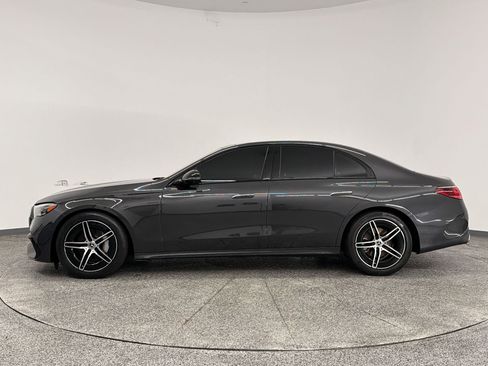 Certified 2024 Mercedes-Benz E 350 4MATIC Sedan image 2
