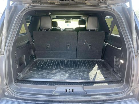 Used 2020 Ford Expedition Max XLT w/ Equipment Group 202A AWD/4WD image 8