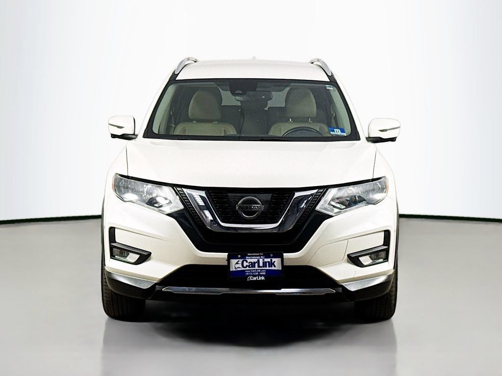 Used 2017 Nissan Rogue SL AWD/4WD image 2