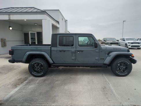 New 2026 Jeep Gladiator Willys image 4
