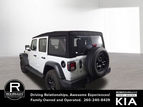 Used 2024 Jeep Wrangler Sport image 9