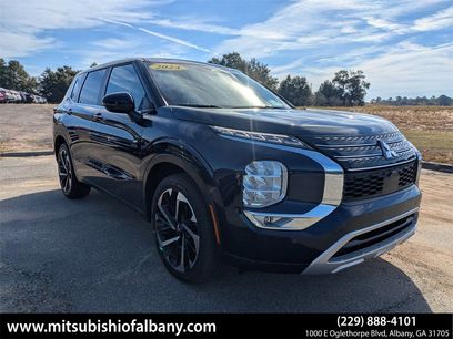 Used 2024 Mitsubishi Outlander SE