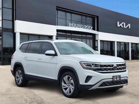 Used 2021 Volkswagen Atlas SE image 3