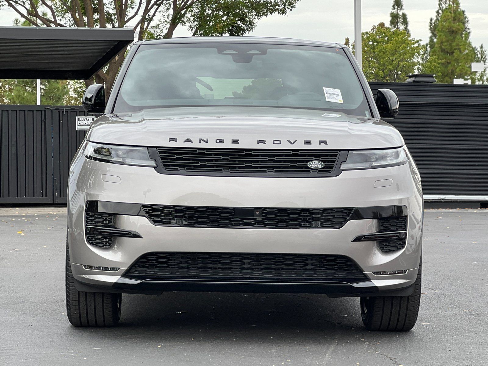 New 2026 Land Rover Range Rover Sport Dynamic SE AWD/4WD image 9