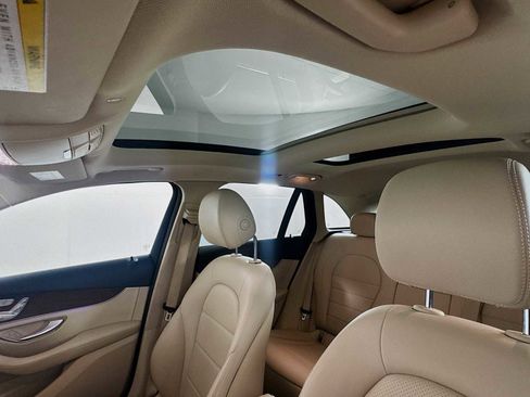 Used 2022 Mercedes-Benz GLC 300 4MATIC image 14