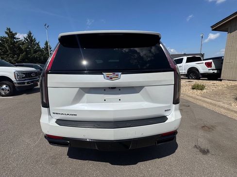 Used 2021 Cadillac Escalade ESV Sport AWD/4WD image 9