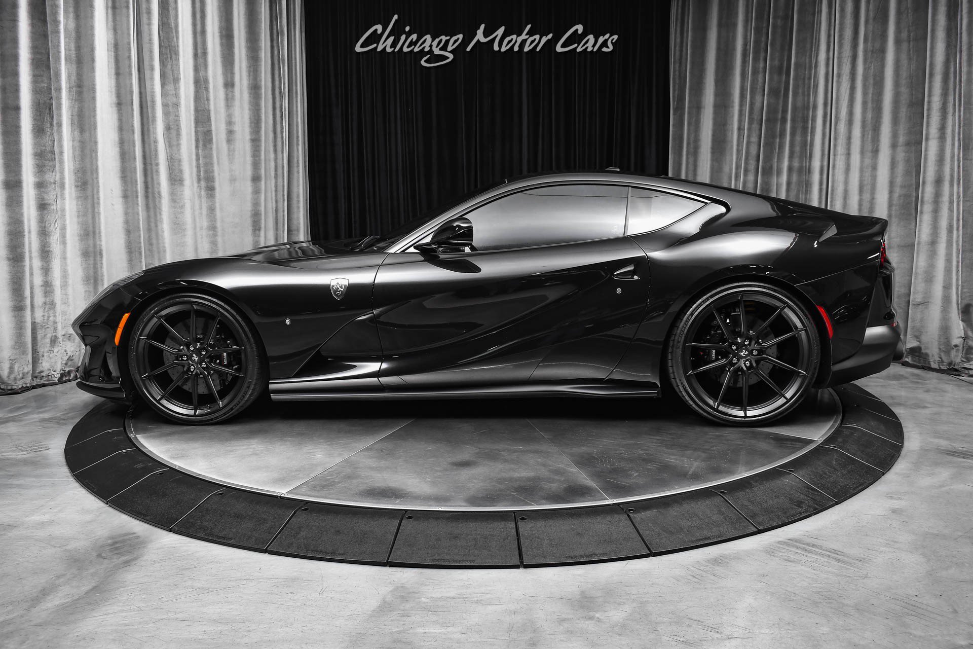 Used 2019 Ferrari 812 Superfast RWD image 35