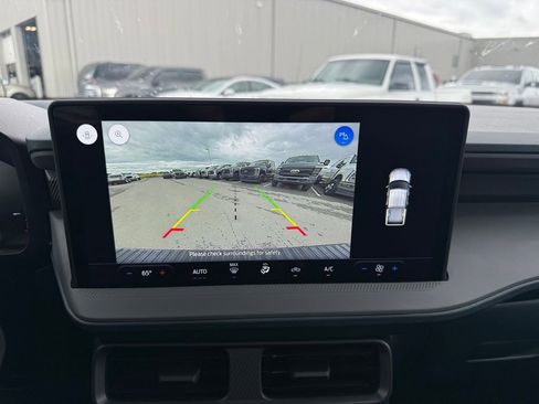 New 2025 Ford Maverick XL image 27