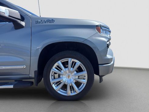 Used 2026 Chevrolet Silverado 1500 High Country w/ High Country Premium Package AWD/4WD image 33
