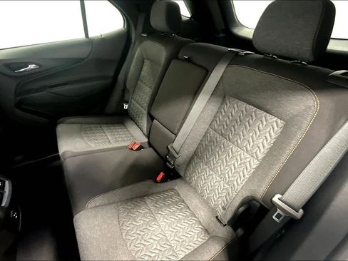 Used 2024 Chevrolet Equinox LT image 37