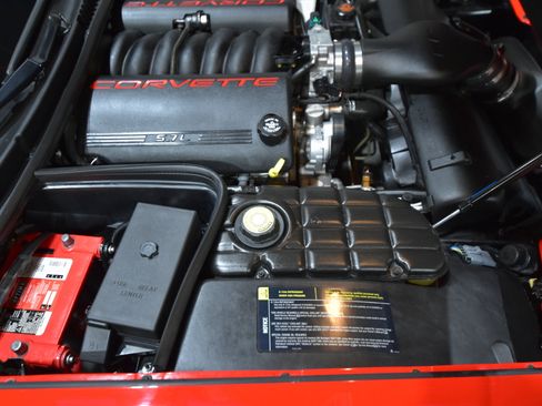 Used 2002 Chevrolet Corvette Coupe w/ Preferred Equipment Group2 image 51