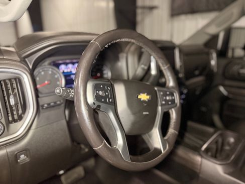 Used 2020 Chevrolet Silverado 2500 LTZ w/ LTZ Plus Package image 27