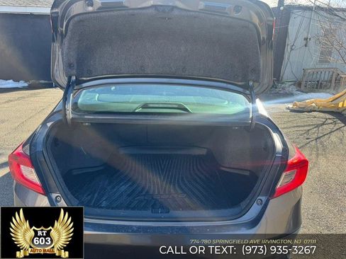 Used 2020 Honda Accord Sport image 7