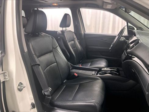 Used 2019 Honda Pilot Elite image 11