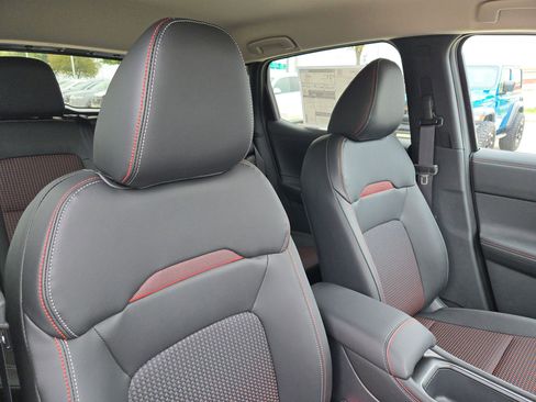 New 2026 Nissan Kicks SR FWD image 20