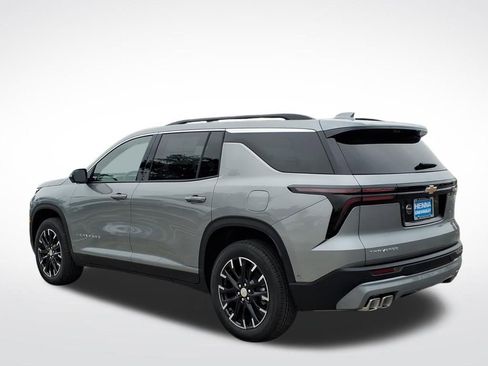 New 2026 Chevrolet Traverse LT FWD image 5