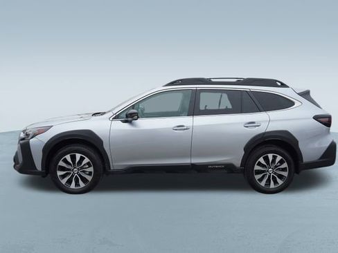 Used 2025 Subaru Outback Limited w/ Popular Package #2 image 4