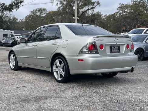 Used 2004 Lexus IS 300 image 12