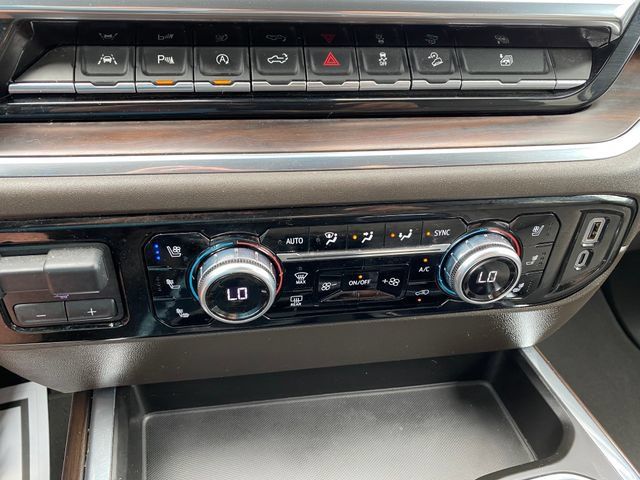 Used 2023 GMC Sierra 1500 SLT AWD/4WD image 18