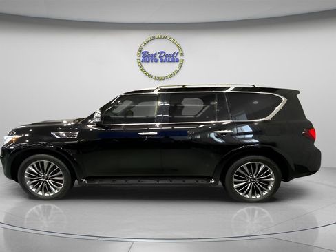 Used 2019 INFINITI QX80 Luxe w/ 22" Wheel Package image 2