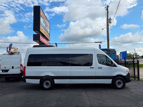 Used 2026 Mercedes-Benz Sprinter 2500 image 3