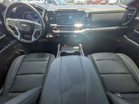 Used 2024 Chevrolet Silverado 2500 LTZ w/ LTZ Premium Package AWD/4WD image 14