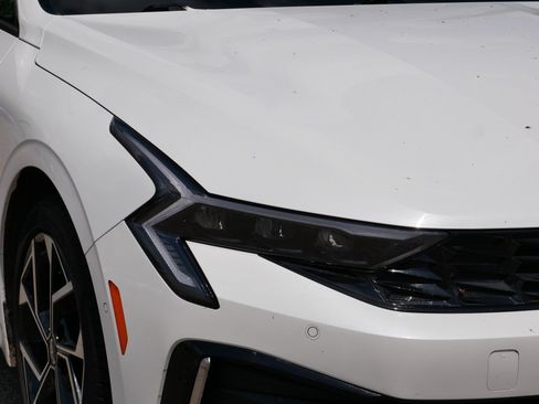 Used 2025 Kia K5 EX FWD image 16