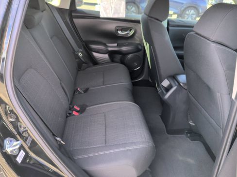 Used 2025 Honda HR-V LX image 12