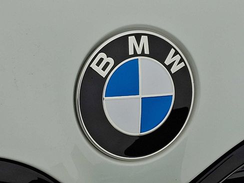 Used 2025 BMW 440i xDrive M440i xDrive w/ Premium Package image 4