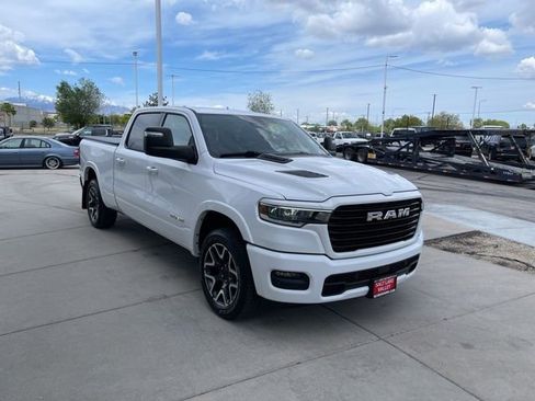 Used 2025 RAM 1500 Laramie w/ Sport Appearance Package AWD/4WD image 6