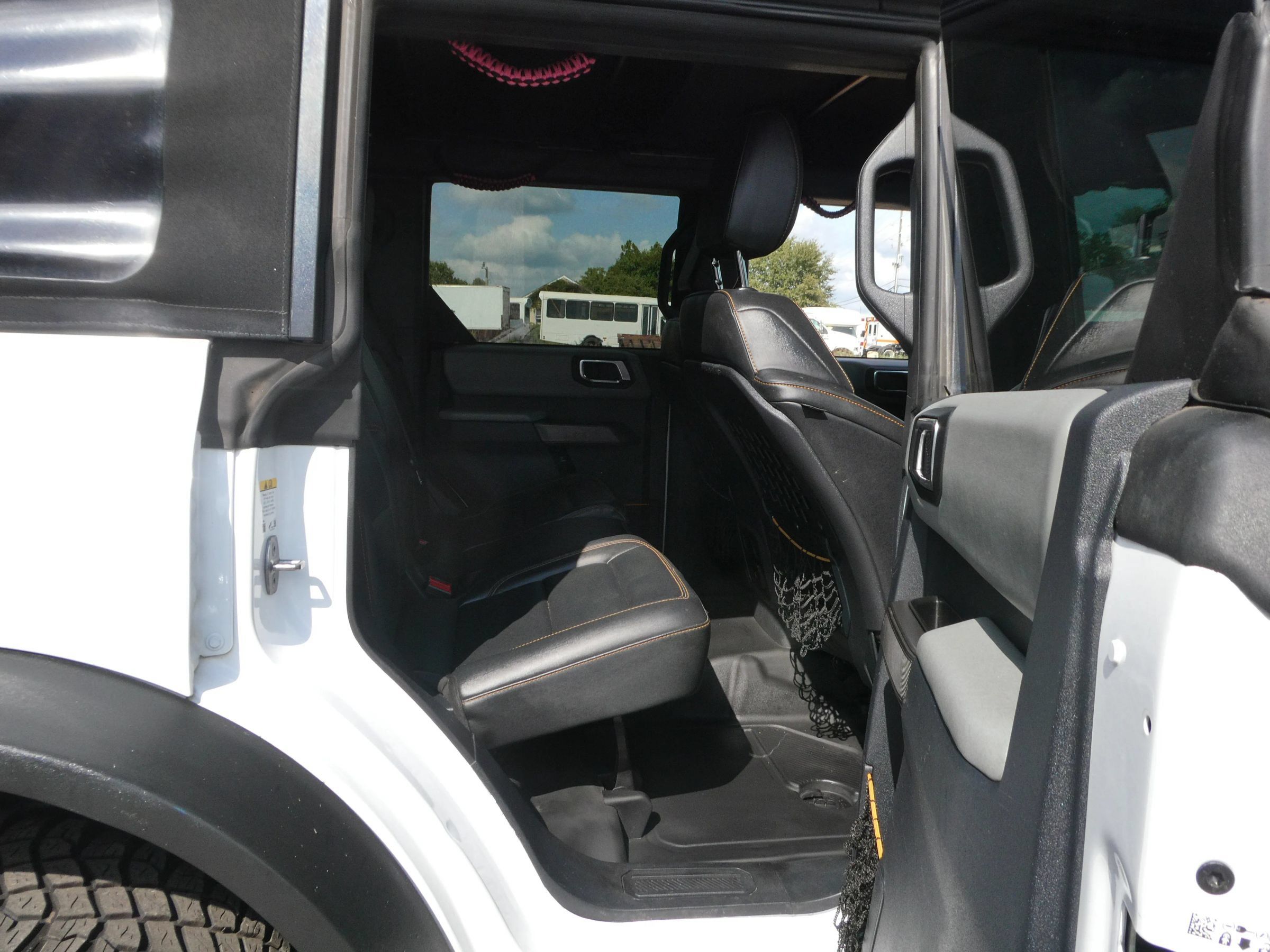 Used 2021 Ford Bronco Badlands w/ Sasquatch Package AWD/4WD image 28