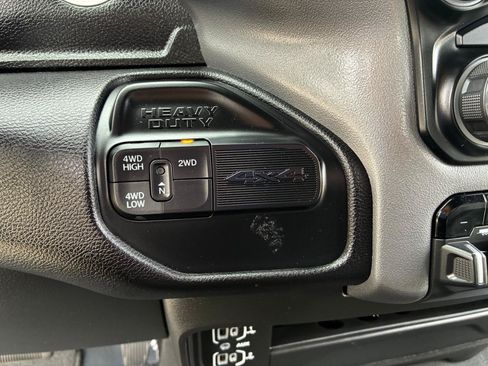 Used 2024 RAM 2500 Big Horn AWD/4WD image 27