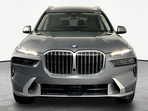 Used 2024 BMW X7 xDrive40i AWD/4WD image 11
