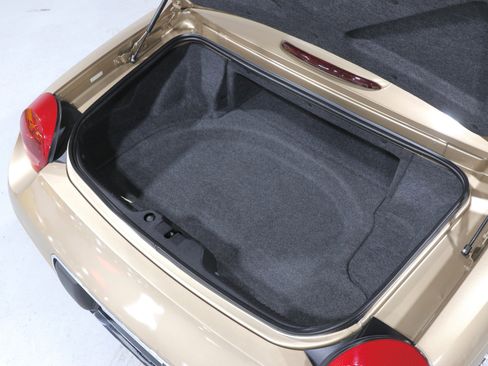 Used 2005 Ford Thunderbird image 13