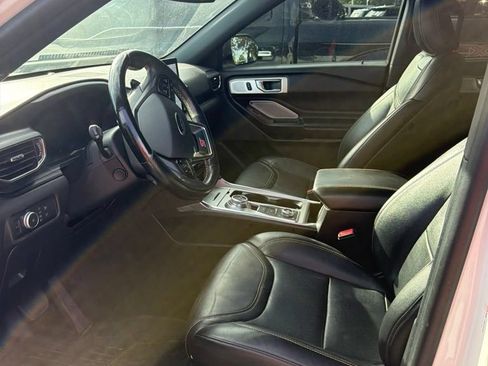 Used 2020 Ford Explorer ST w/ ST Street Pack AWD/4WD image 4