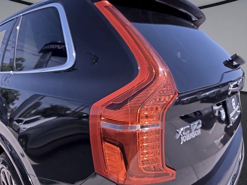 Used 2023 Volvo XC90 B6 Plus AWD/4WD image 46