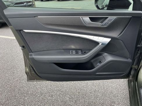 Used 2022 Audi S6 Prestige image 15