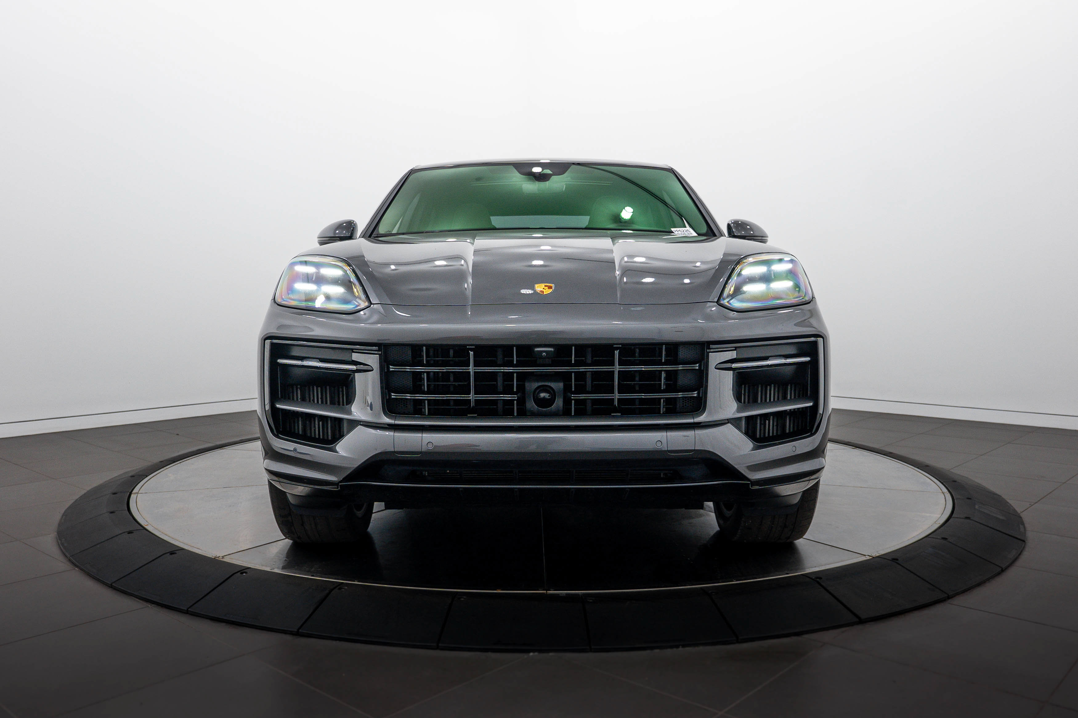 Certified 2024 Porsche Cayenne S AWD/4WD image 10