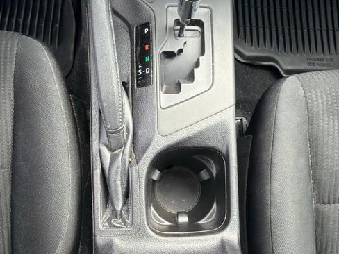 Used 2017 Toyota RAV4 LE w/ All Weather Liner Package AWD/4WD image 8
