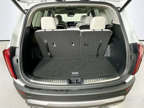 Certified 2022 Kia Telluride SX image 35