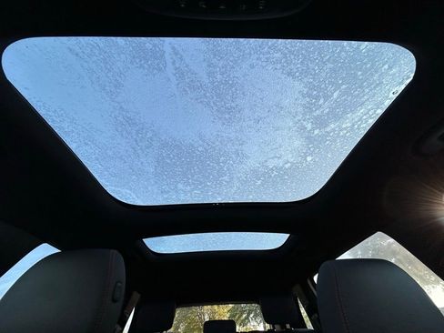 Used 2024 Mercedes-Benz GLB 250 image 29