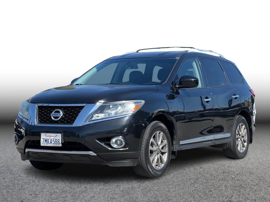 Used 2015 Nissan Pathfinder SL FWD image 1