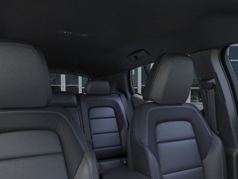 New 2026 Chevrolet Equinox EV LT image 24