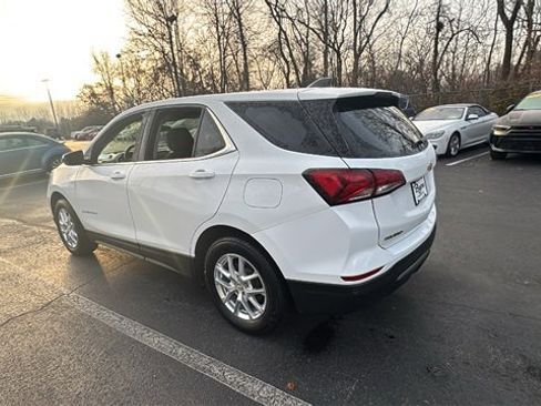 Used 2024 Chevrolet Equinox LT image 9